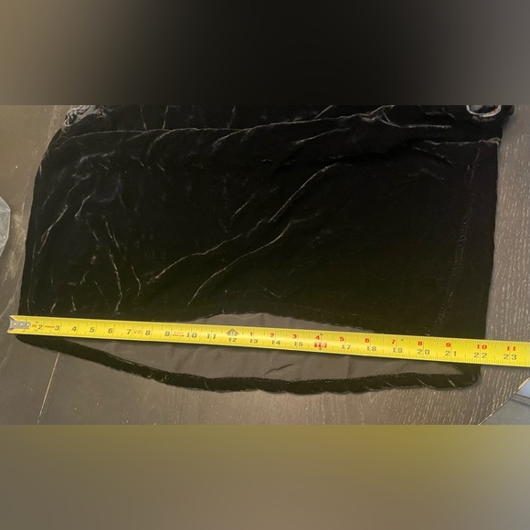 CP Shade velvet top - Picture 7 of 8